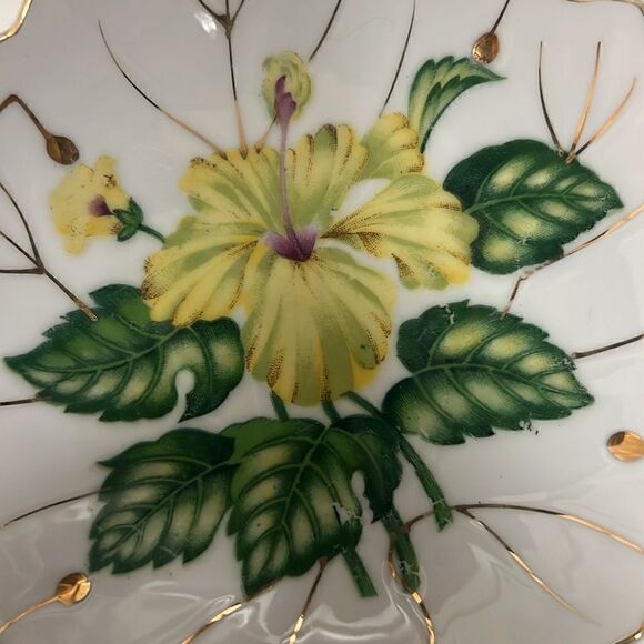 NASCO Yellow Hibiscus Leaf Shape Trinket Dish Plate w/Gold Trim  Japan - Picture 2 of 6